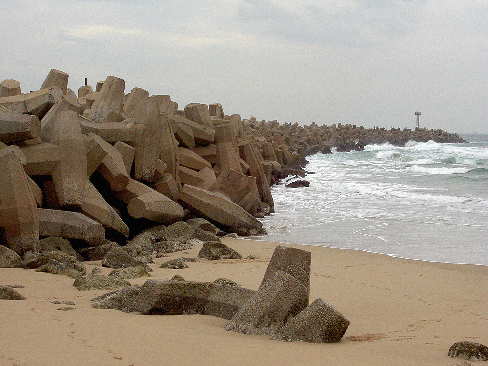 the-dolosse-wall-in-durban-south-africa