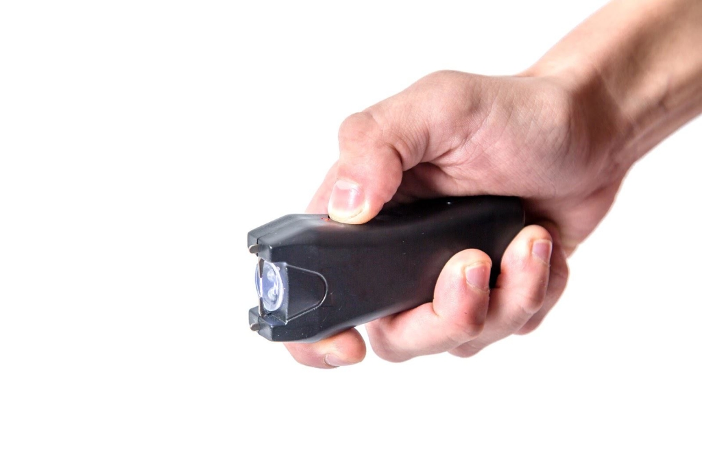 Can you openly carry a taser? Challenge Magazine