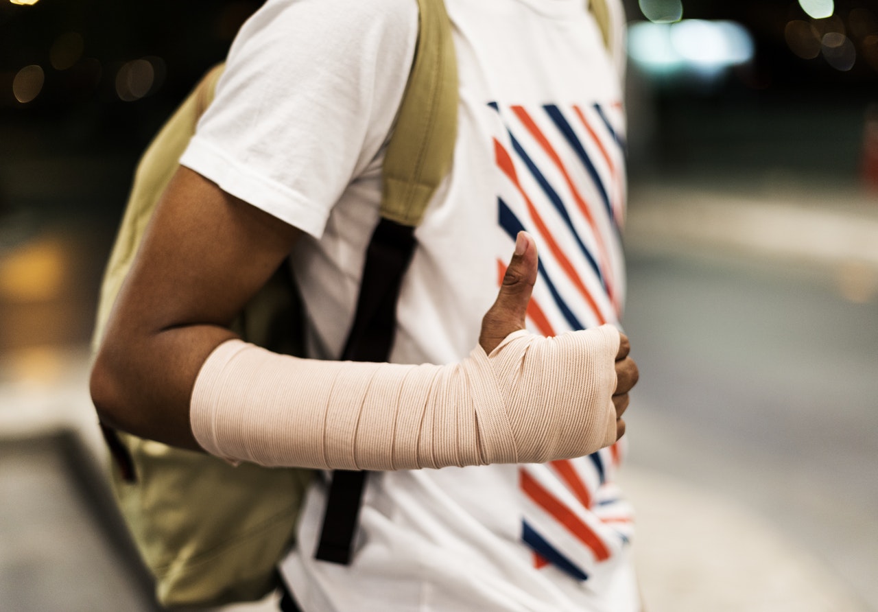 5 Steps to Take After You Suffer A Painful Injury - Challenge Magazine